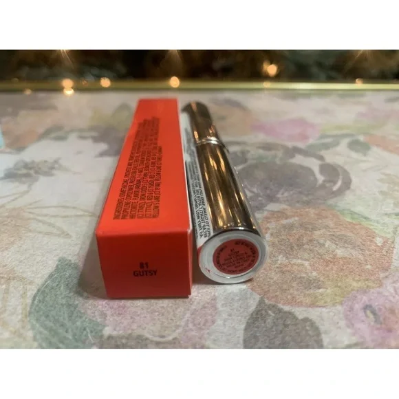 MAC Locked Kiss 24HR Lipstick #81 Gutsy - Picture 3 of 5